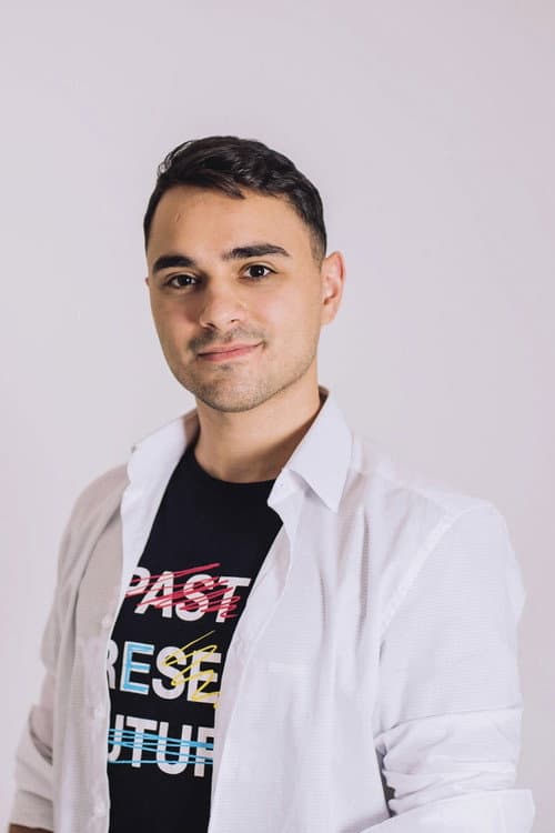 Viktor Petrov