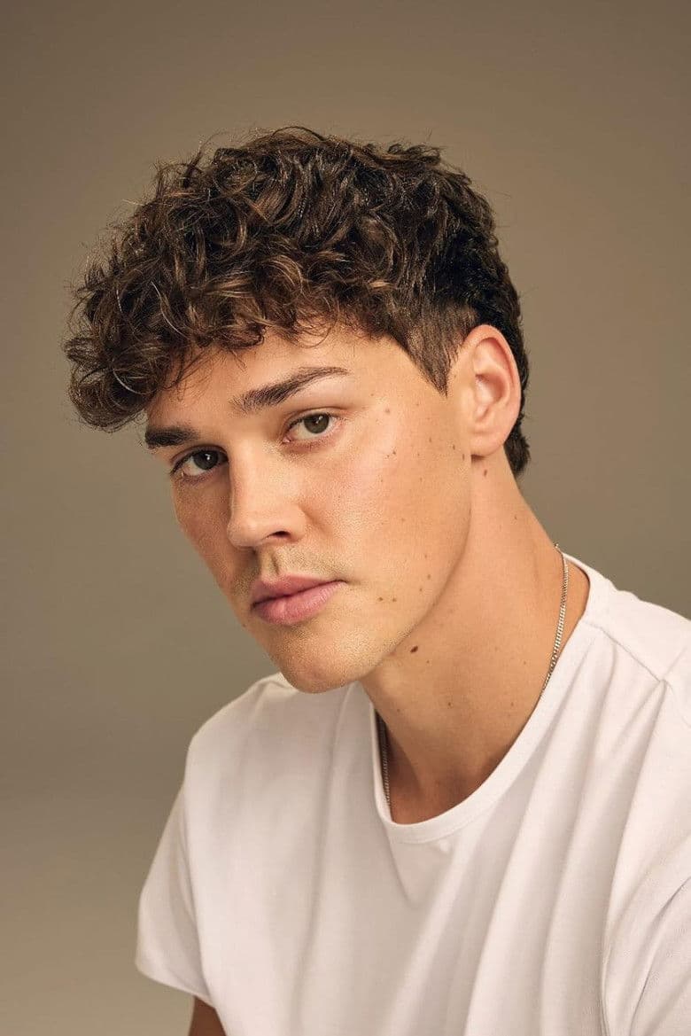 Noah Beck