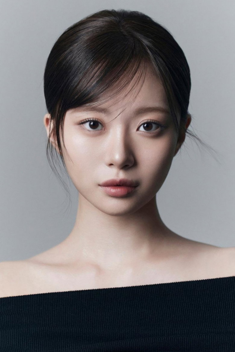 김아인