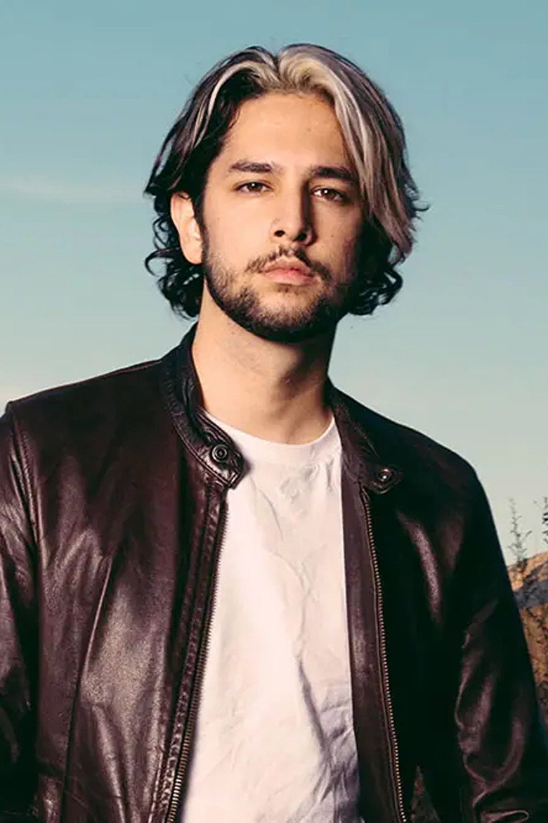 Luis Caraza