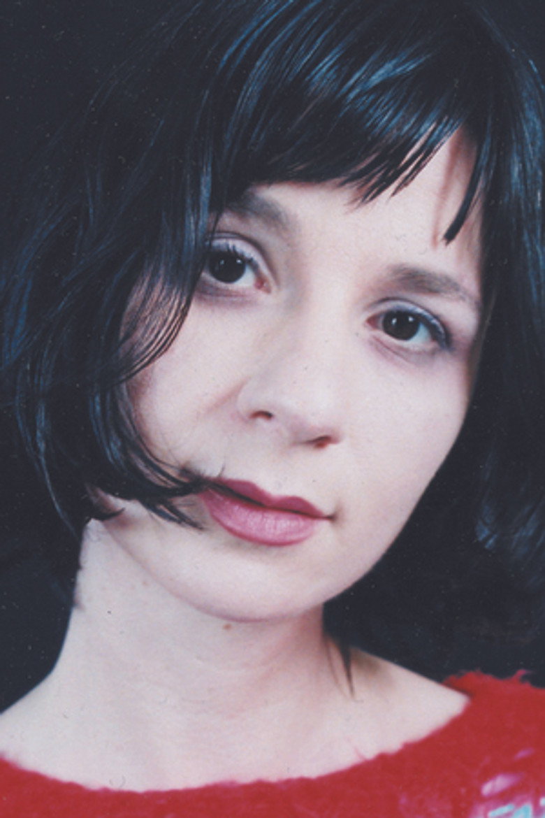 Eszter Balint
